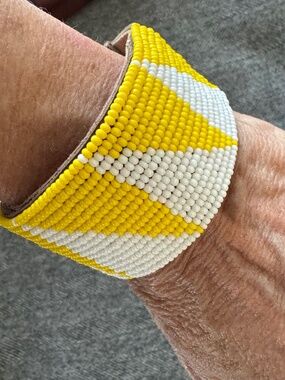 NWOT, SWAHILI COAST, BEADED LEATHER CUFF IN CUTE COLORFUL PATTERN